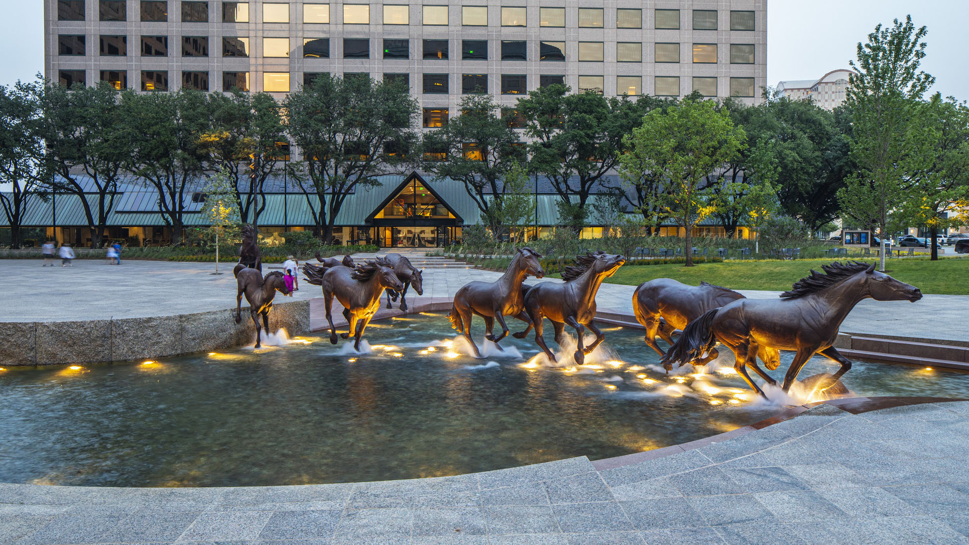 Williams Square-David Lloyd-1673_presentation