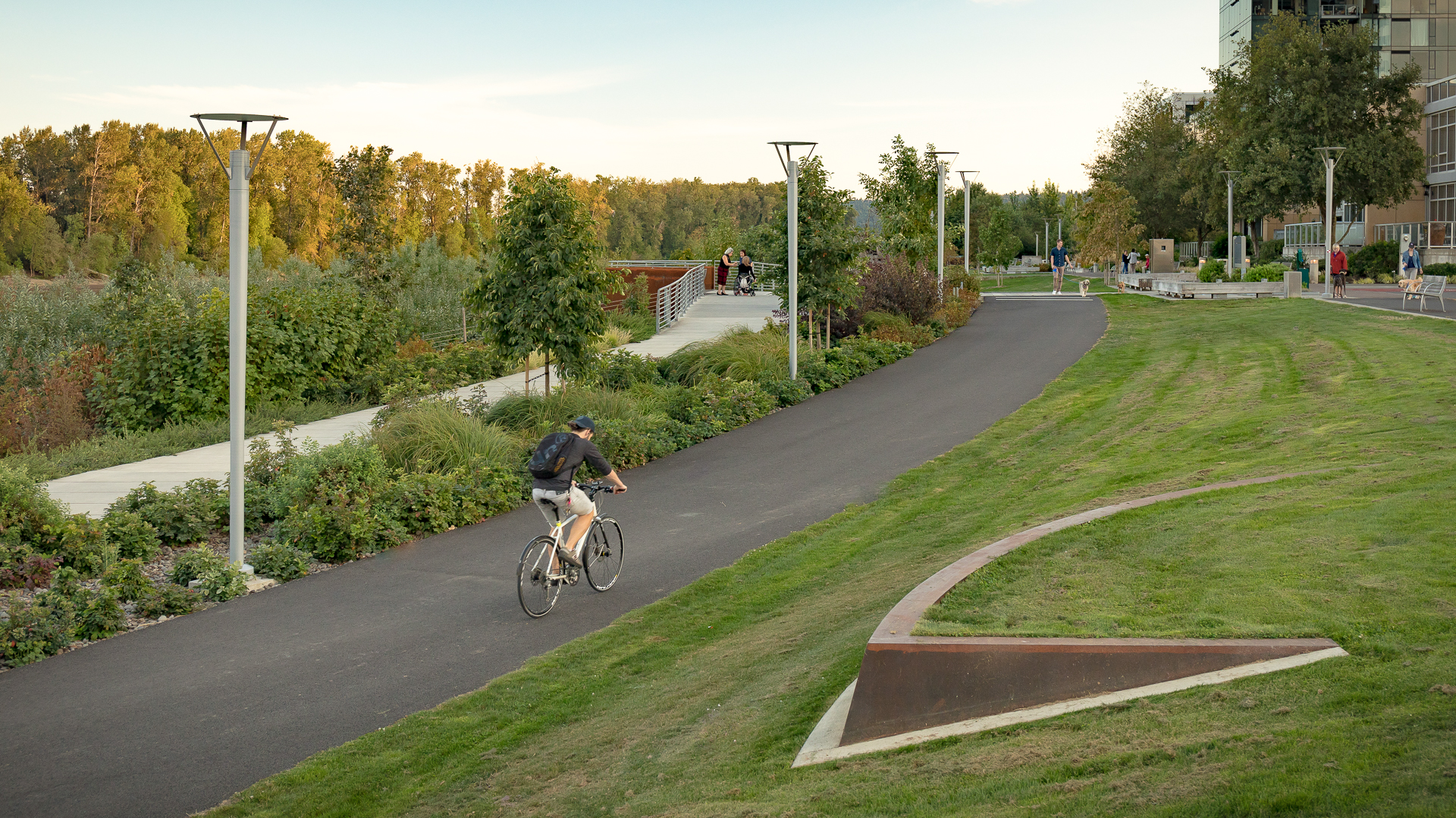 South-Waterfront-Greenway-Jonnu-Singleton-9695.jpg
