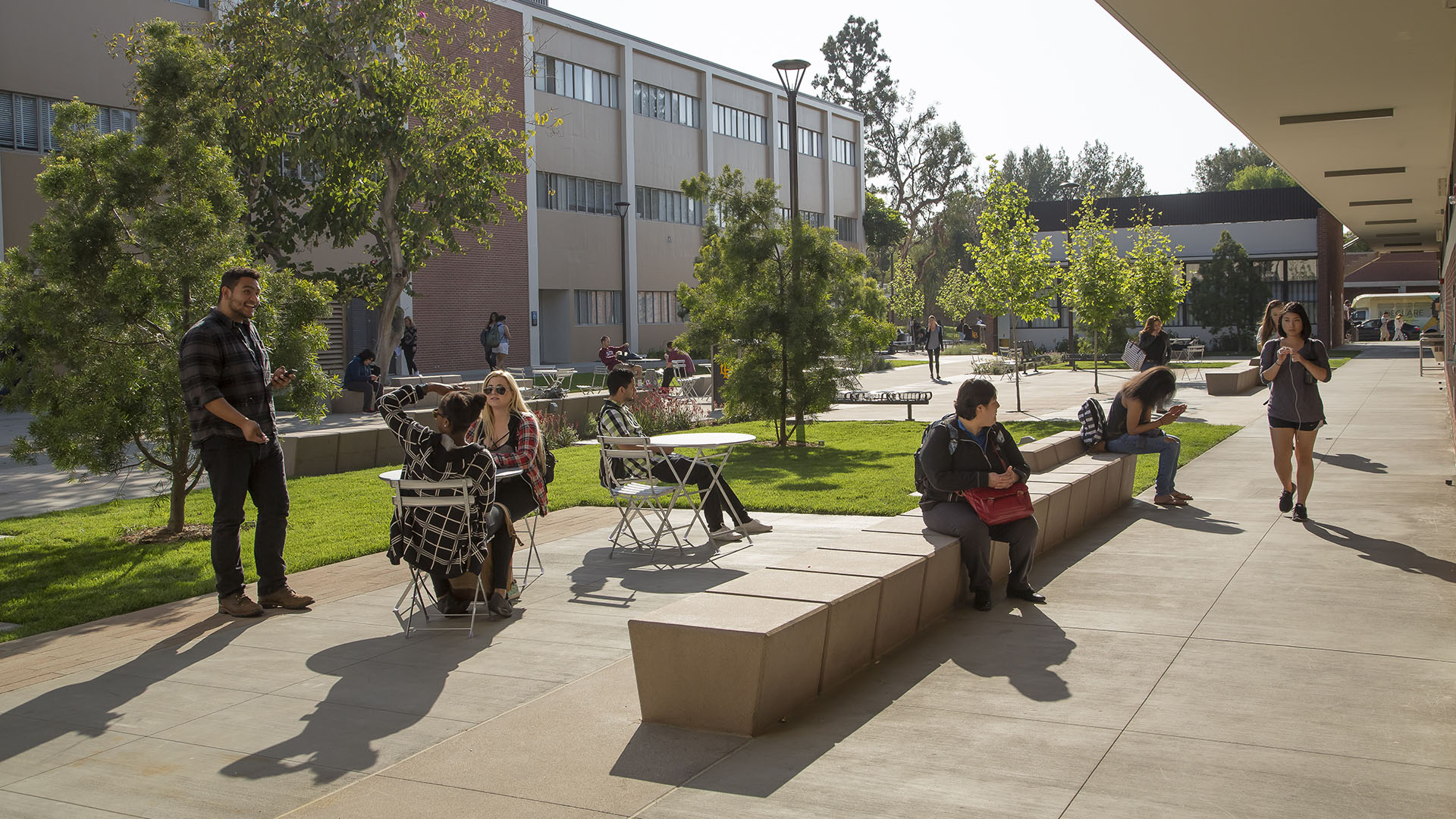 CSU Long Beach Liberal Arts Courtyards-Tom Fox-0756.jpg