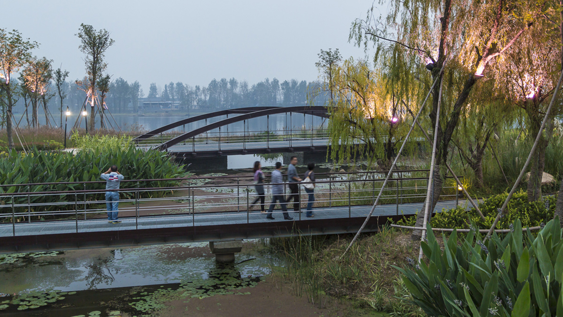 Fuyang Waterfront Park 031.jpg