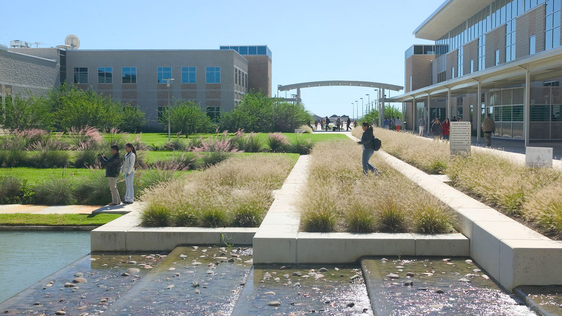 42e84474_cyfaircollege2554_1100x1100.jpg
