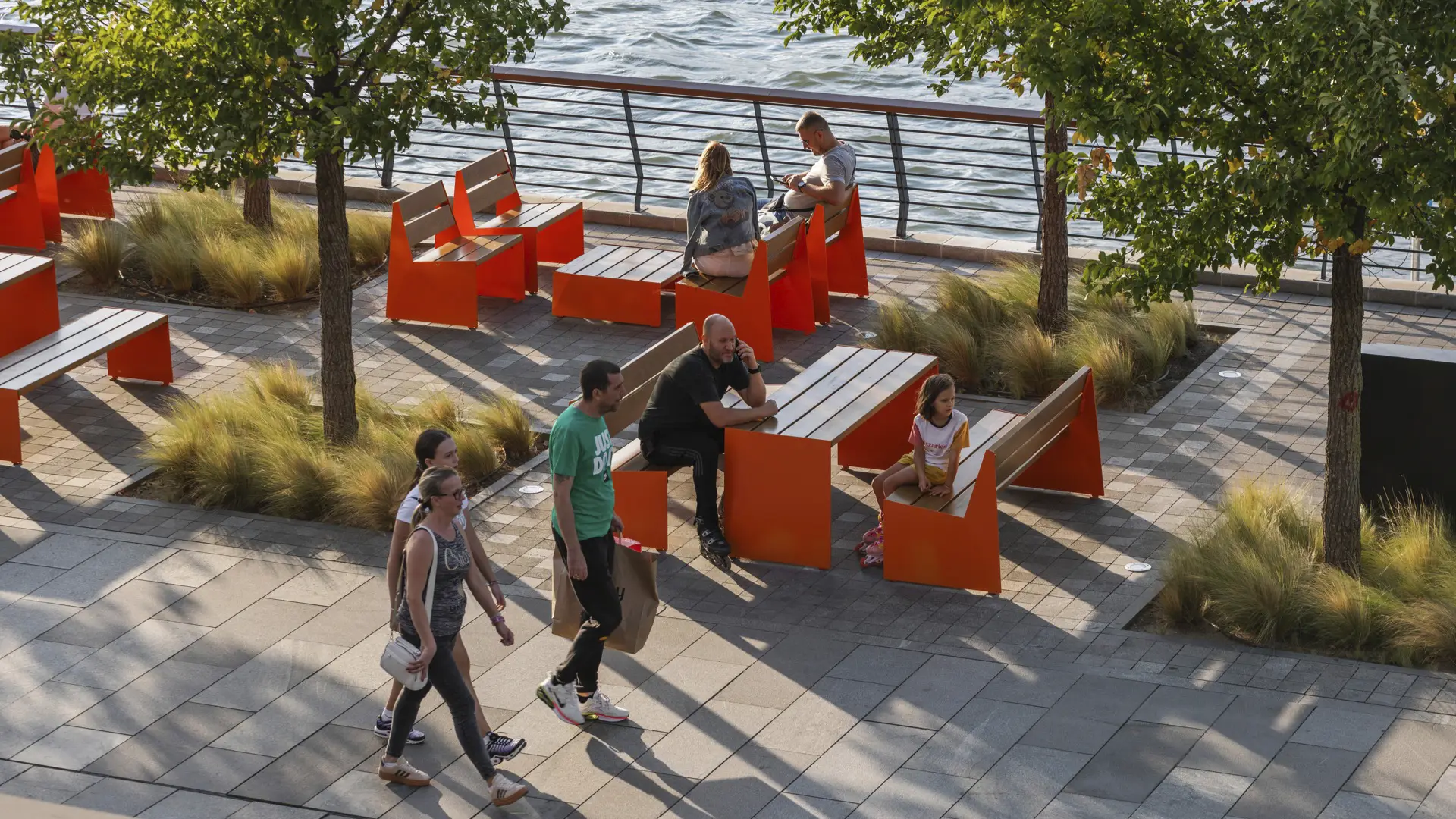 Belgrade Promenade SWA 7