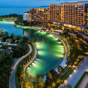 Sanya-Edition-David-Lloyd-3_hero
