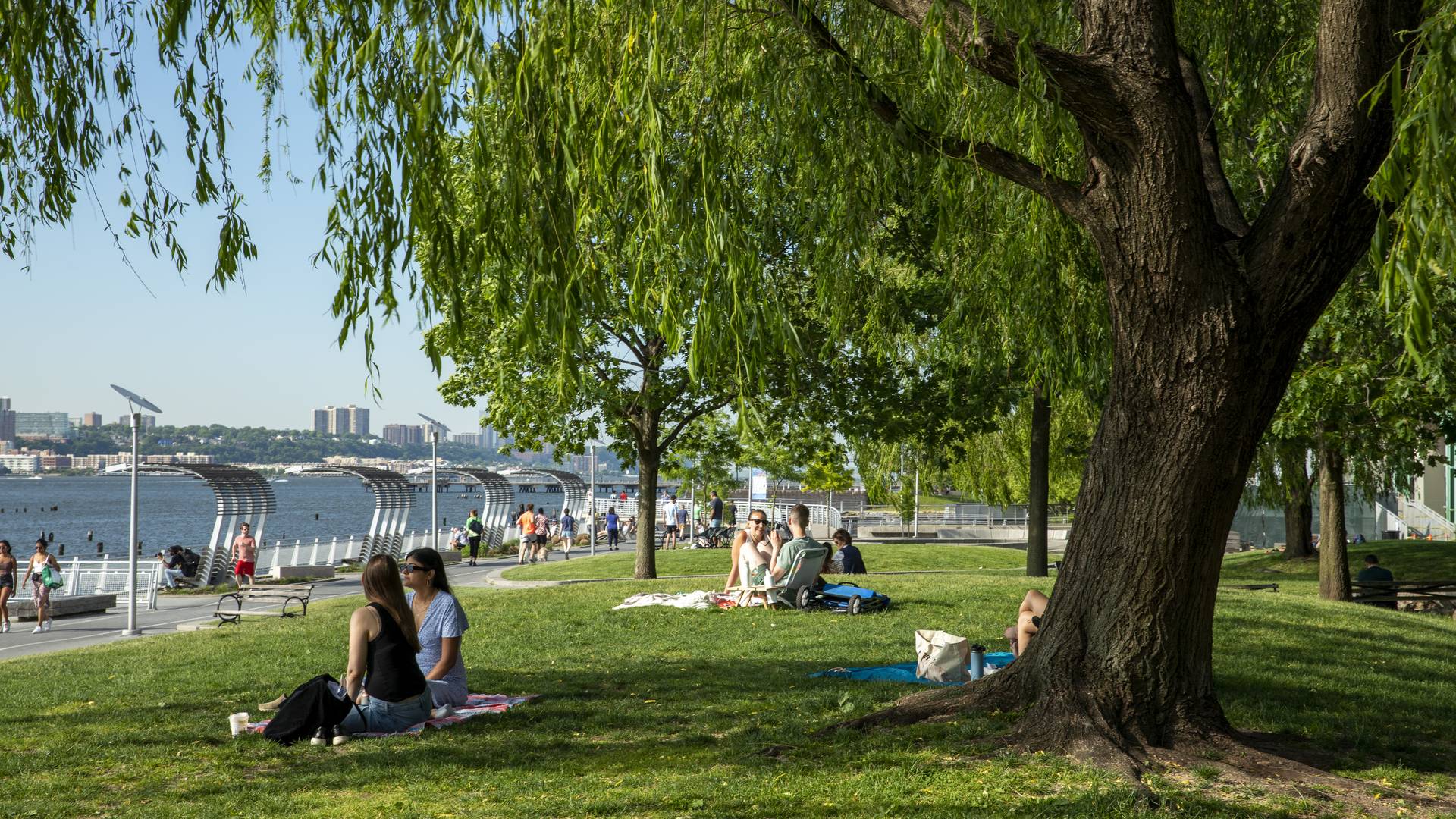 Riverside Park South_N274_cropped_1920x1080