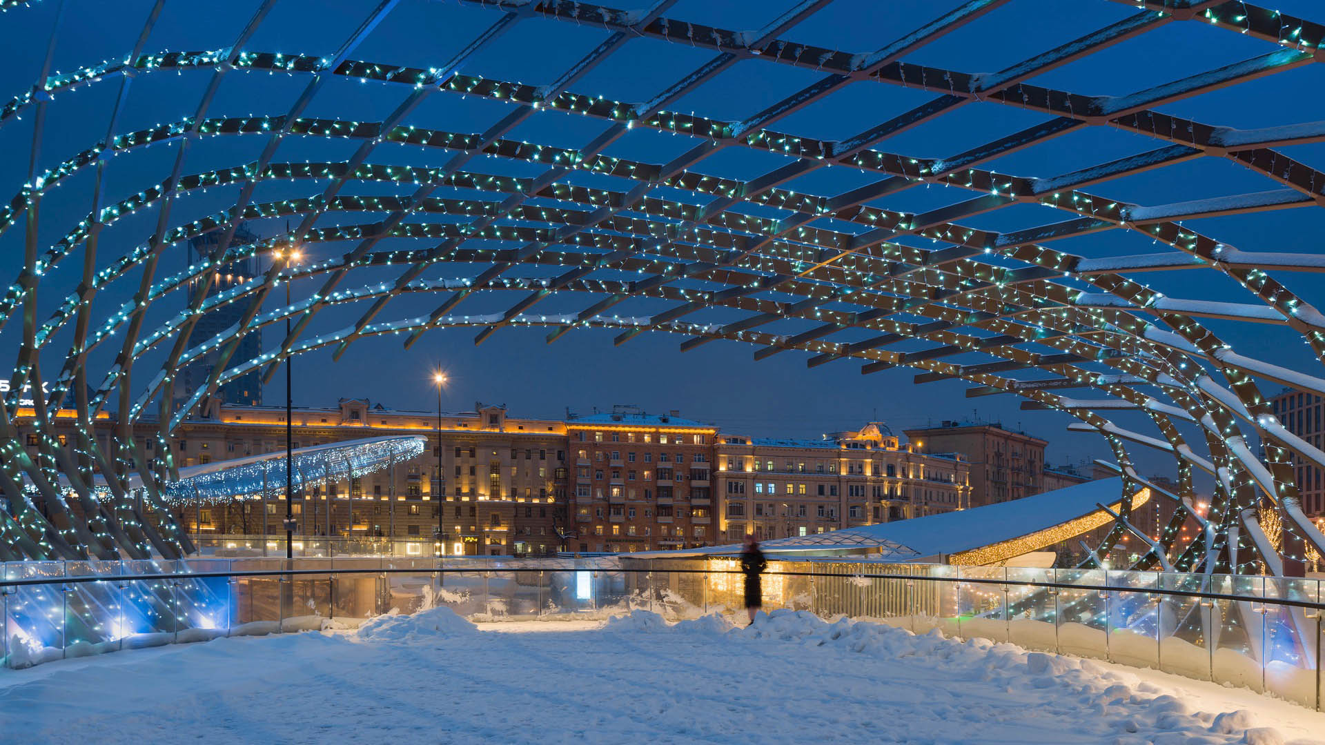 Paveletskaya Plaza 1