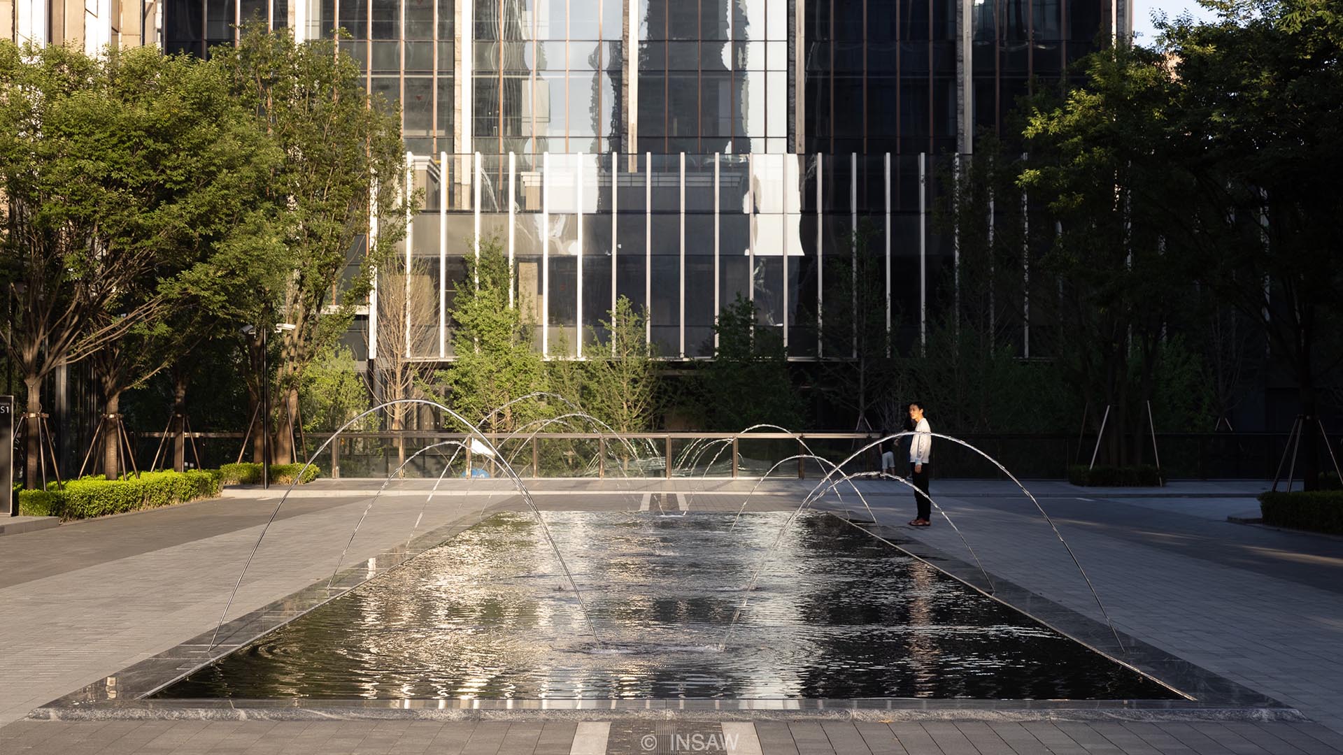 126-210606sh-d100628