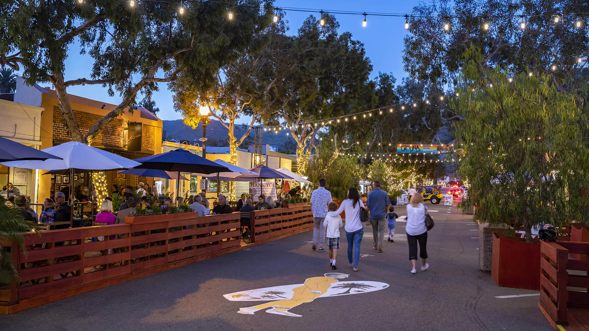 Forest Avenue Promenade - Jonnu Singleton-2024