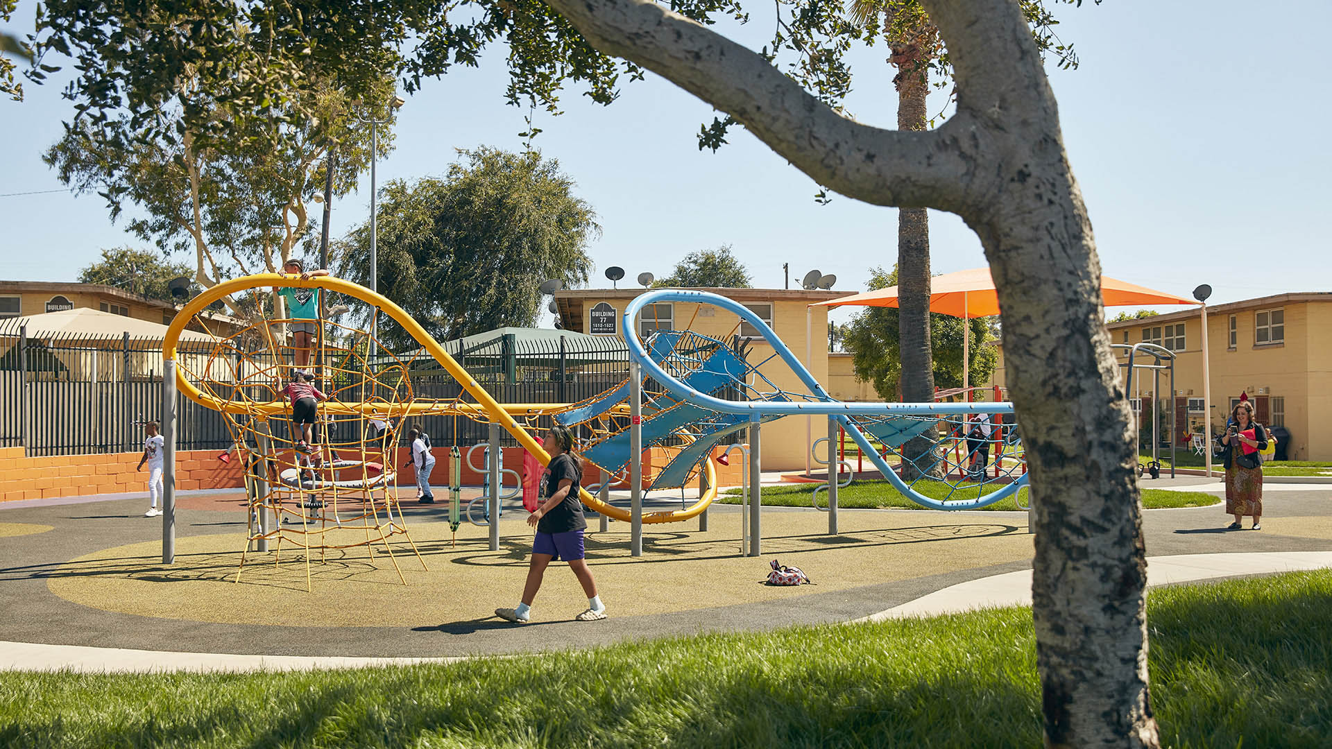 Nickerson Playground in Watts, Los Angeles designed by NBBJ.