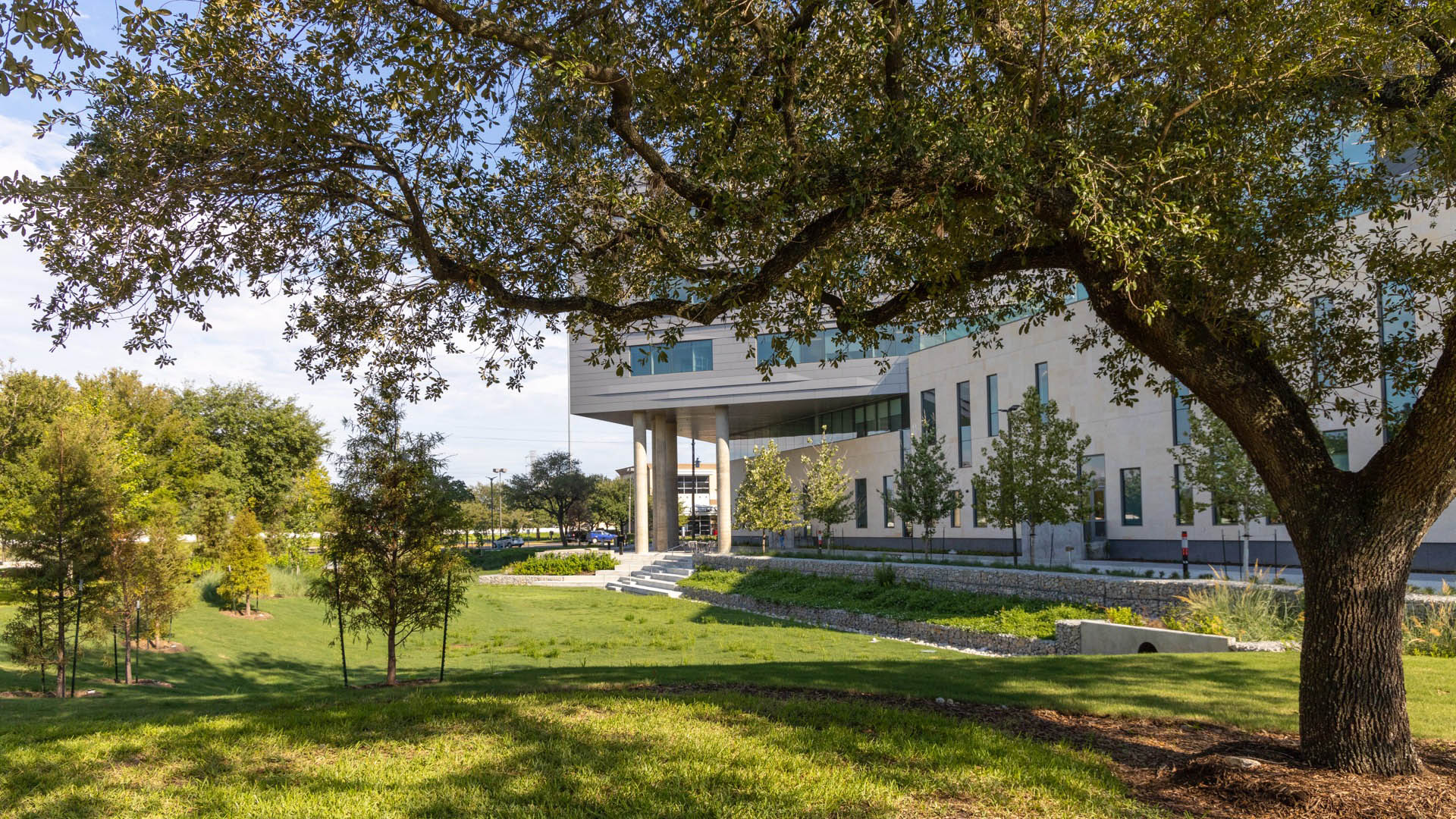 UOH Law Center7