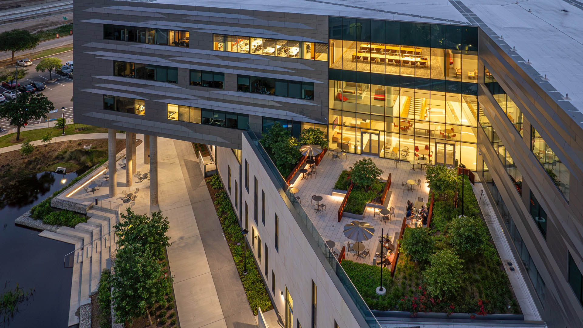 UOH Law Center12