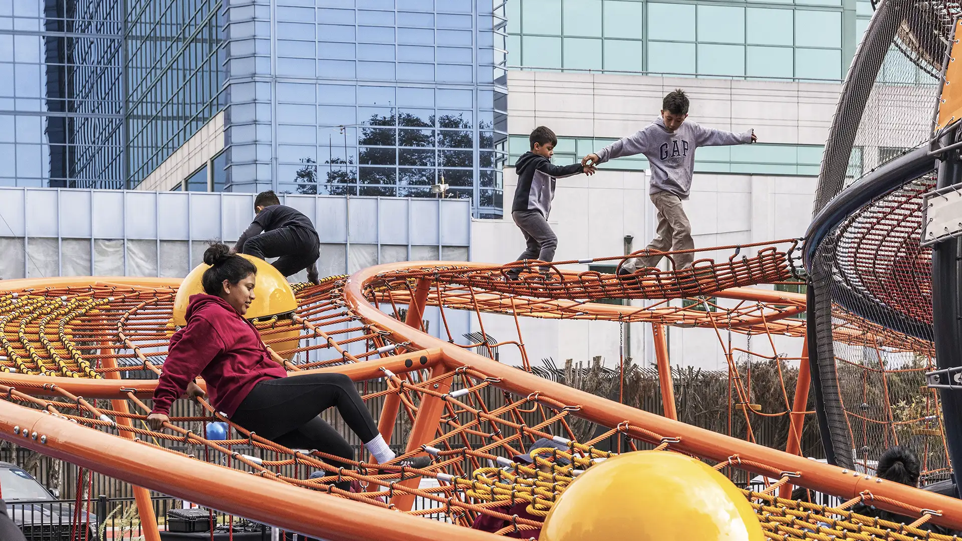 Lynwood-Mega-Playground---Bill-Tatham-5428