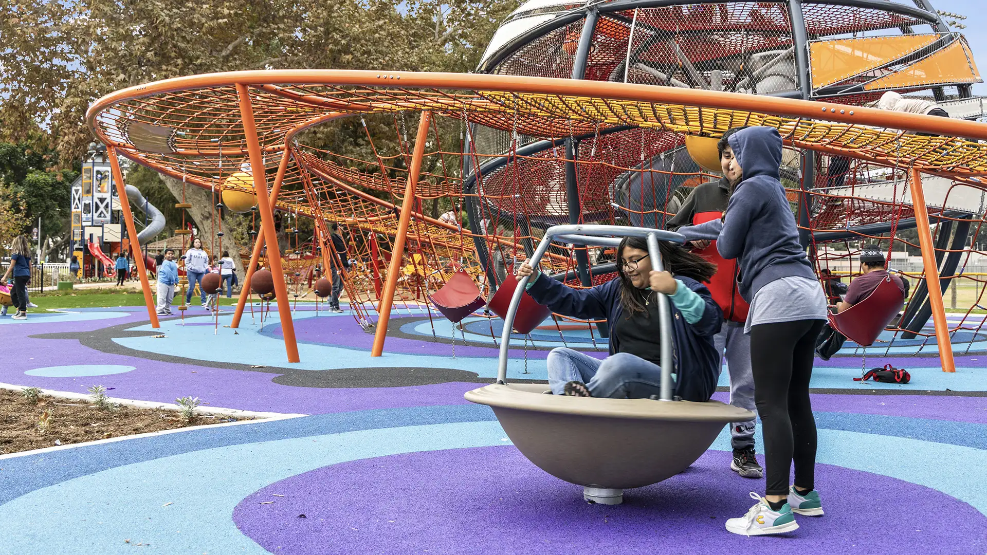 Lynwood-Mega-Playground---Bill-Tatham-6176