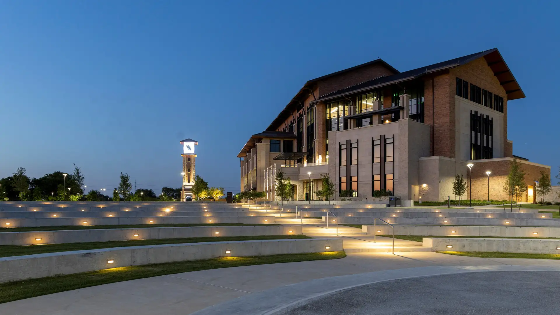 University North Texas Frisco_ (12)