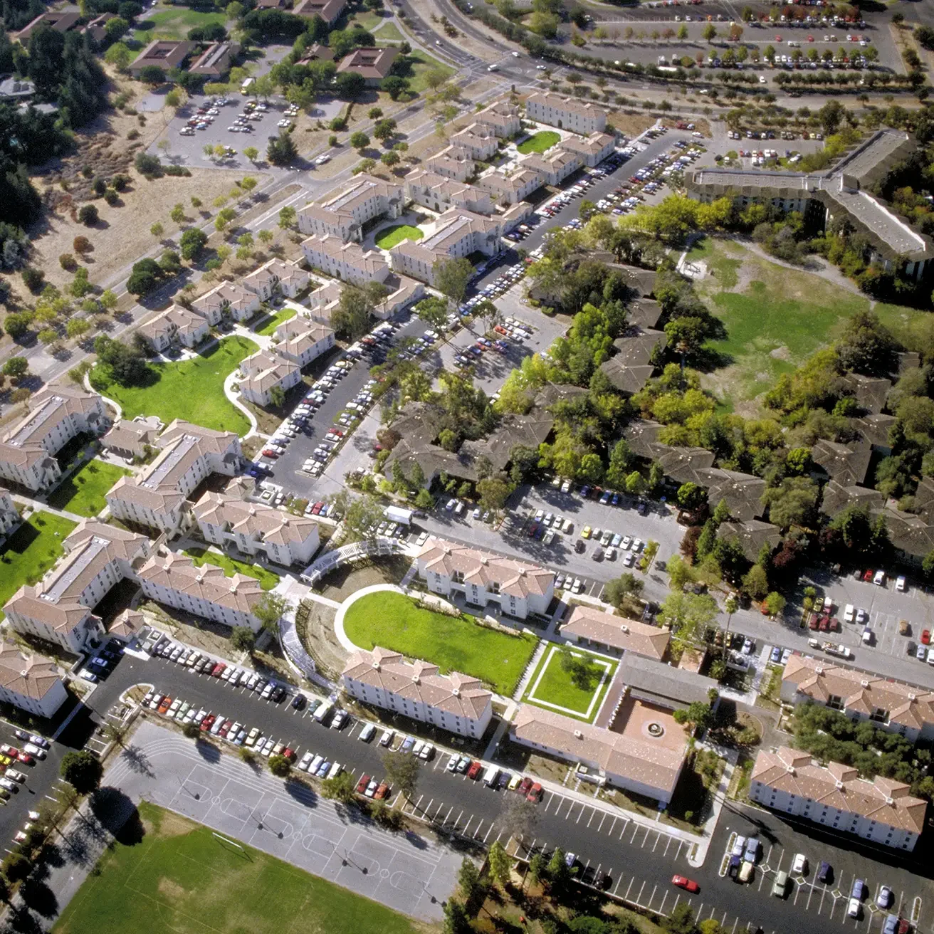 Stanford Liliore Rains Graduate Housing 0535-020-Dixi Carrillo