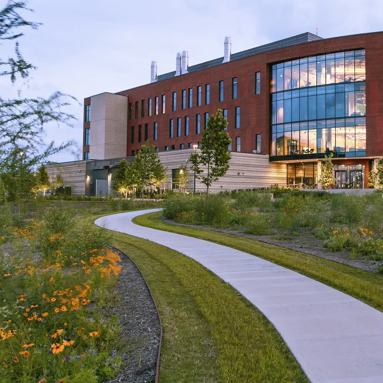 UHD STEM Building-7798_presentation