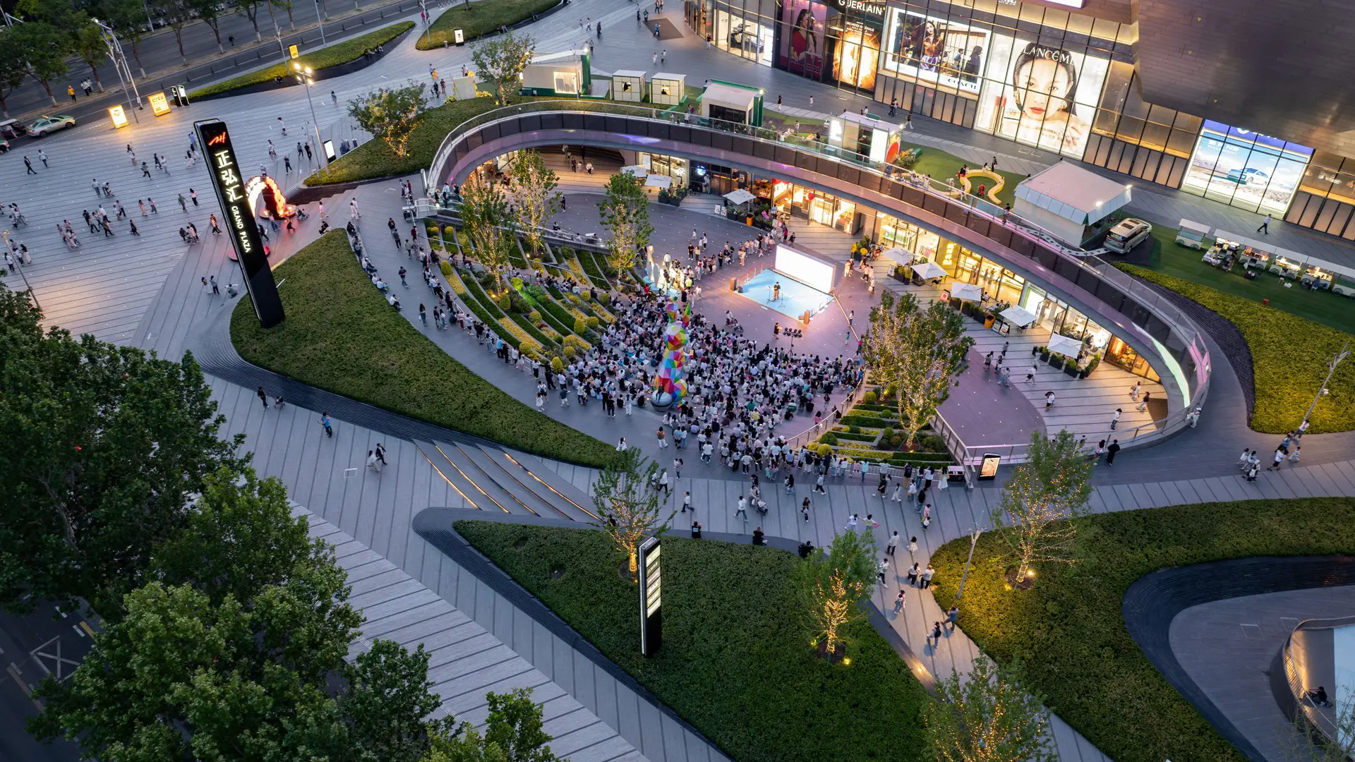 Zhenghong Grand Plaza (13)