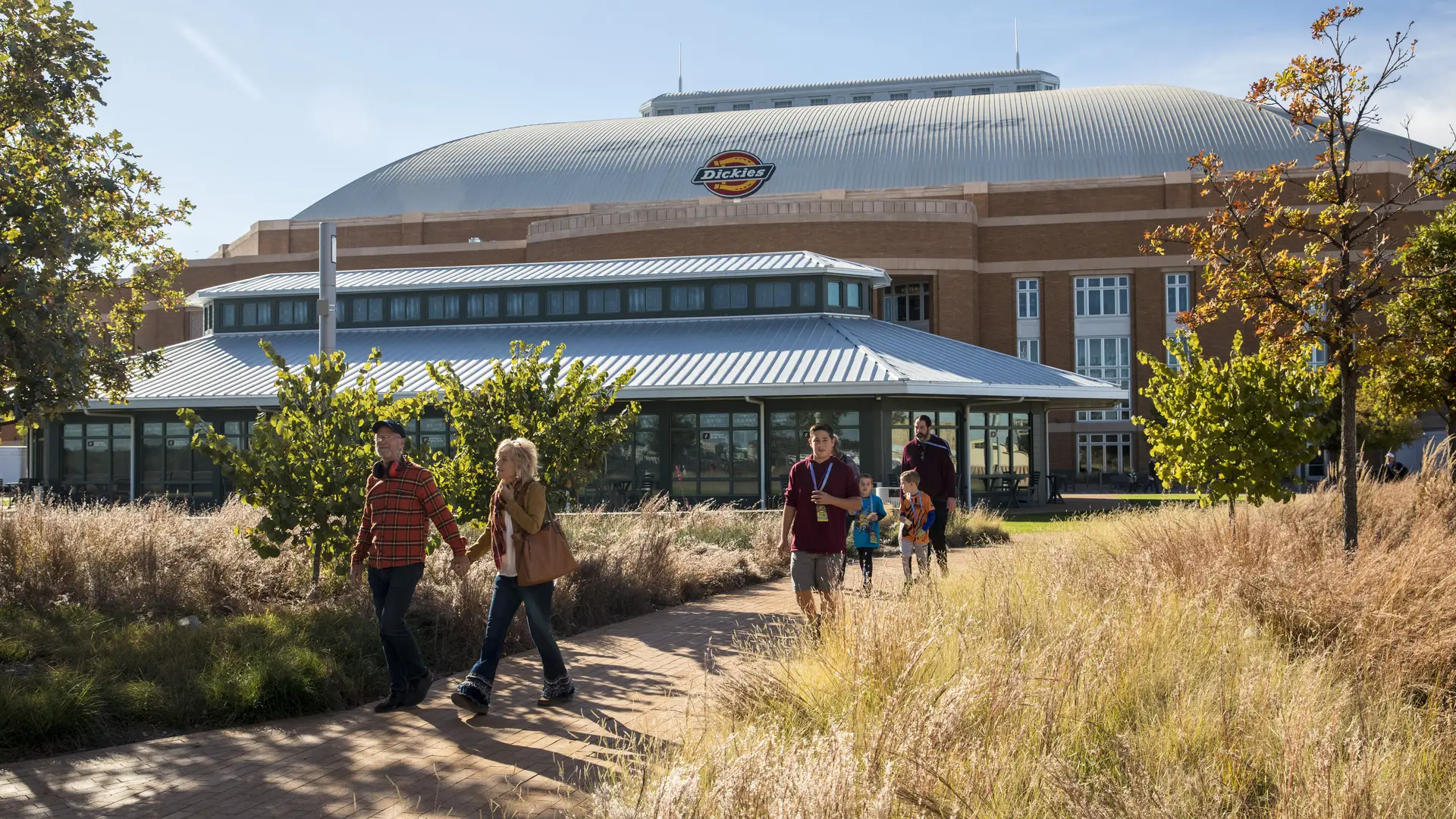 Dickies Arena-David Lloyd-1880